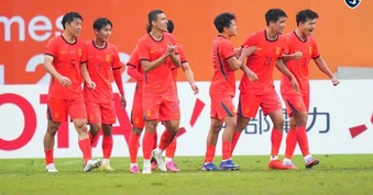 Thắng đậm U23 Thái Lan, U23 Trung Quốc lần đầu vào bán kết Asiad sau 28 năm