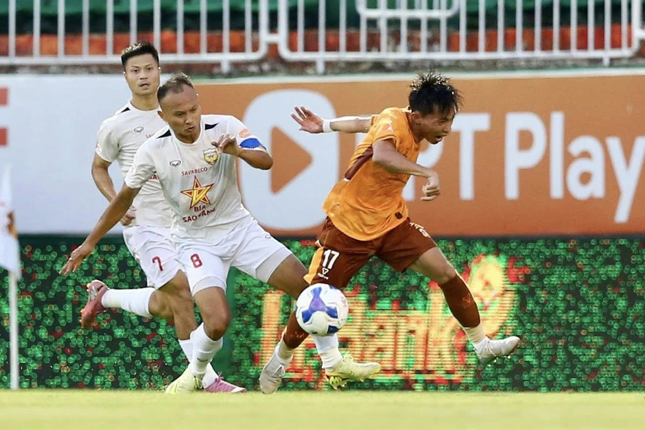 Thắng HAGL 2-0, Hà Tĩnh chính thức trụ hạng V-League Thắng HAGL 2-0, Hà Tĩnh chính thức trụ hạng V-League