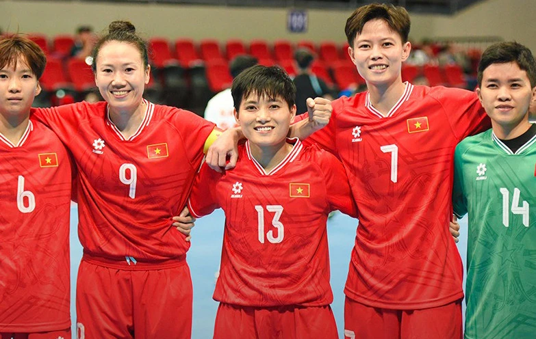 Thắng Indonesia, tuyển futsal nữ Việt Nam giành HCĐ Đông Nam Á Thắng Indonesia, tuyển futsal nữ Việt Nam giành HCĐ Đông Nam Á