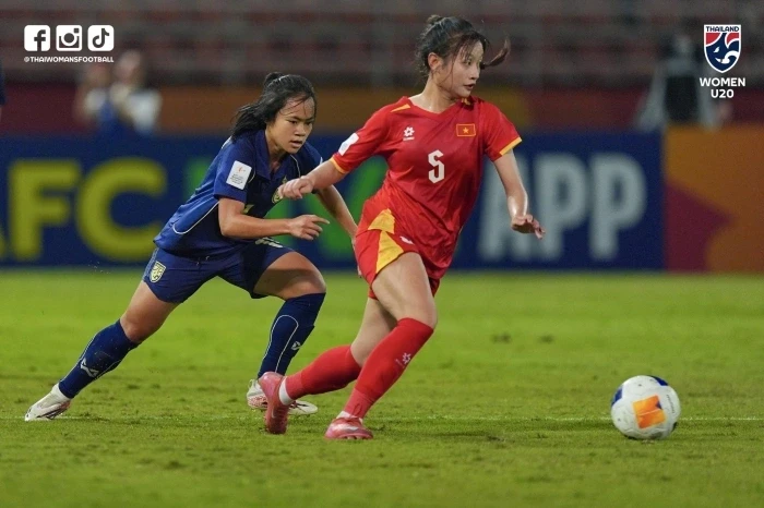Thất bại trước Trung Quốc và Thái Lan, U20 nữ Việt Nam vẫn sáng cửa đi tiếp Thất bại trước Trung Quốc và Thái Lan, U20 nữ Việt Nam vẫn sáng cửa đi tiếp