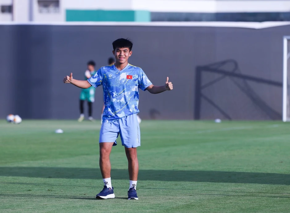 Tiền đạo Minh Thủy: "U17 Việt Nam đã sẵn sàng đánh bại U17 Australia" Tiền đạo Minh Thủy: "U17 Việt Nam đã sẵn sàng đánh bại U17 Australia"
