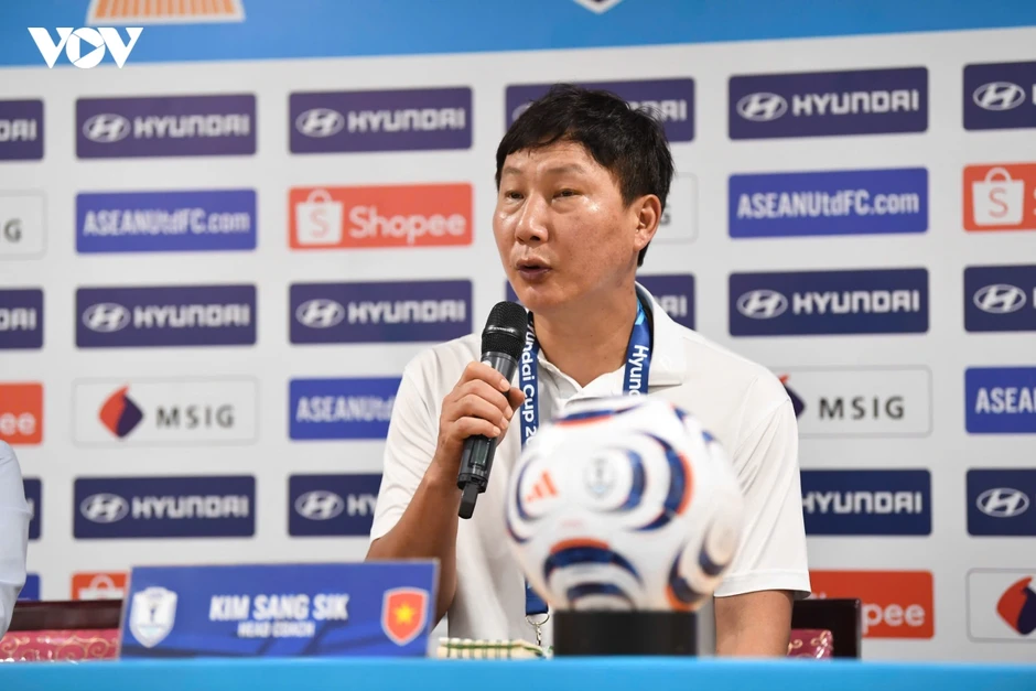 Toàn cảnh: Họp báo sau trận đấu Việt Nam 0-0 Singapore