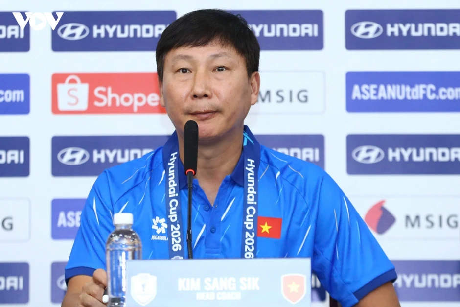 Toàn cảnh: Họp báo sau trận đấu Việt Nam 3-1 Campuchia vòng bảng ASEAN Cup 2026 Toàn cảnh: Họp báo sau trận đấu Việt Nam 3-1 Campuchia vòng bảng ASEAN Cup 2026