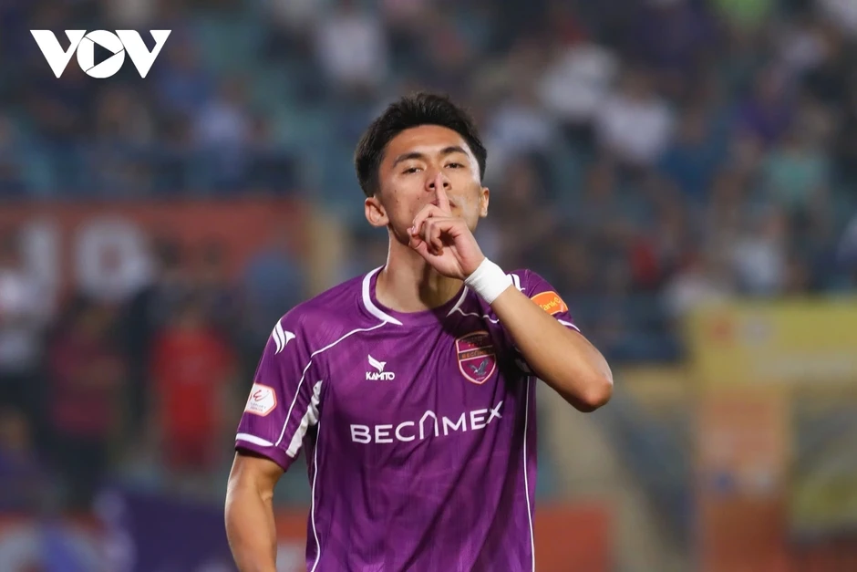 Trực tiếp Hà Nội FC 1-1 CLB TP.HCM: Hoàng Hên ghi bàn gỡ hòa