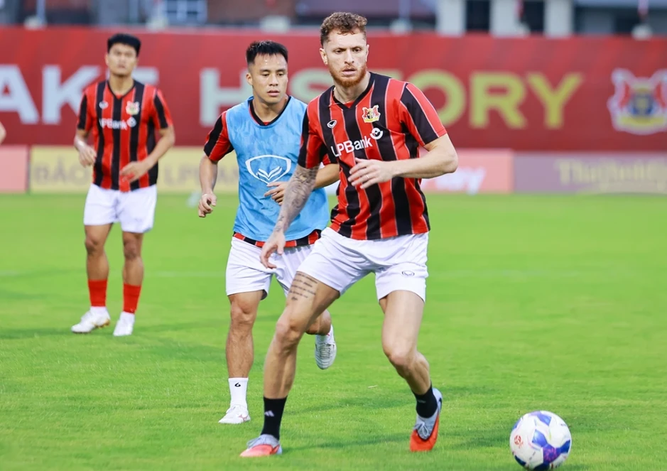 Trực tiếp Ninh Bình 0-0 PVF-CAND: Thách thức với chủ nhà Trực tiếp Ninh Bình 0-0 PVF-CAND: Thách thức với chủ nhà