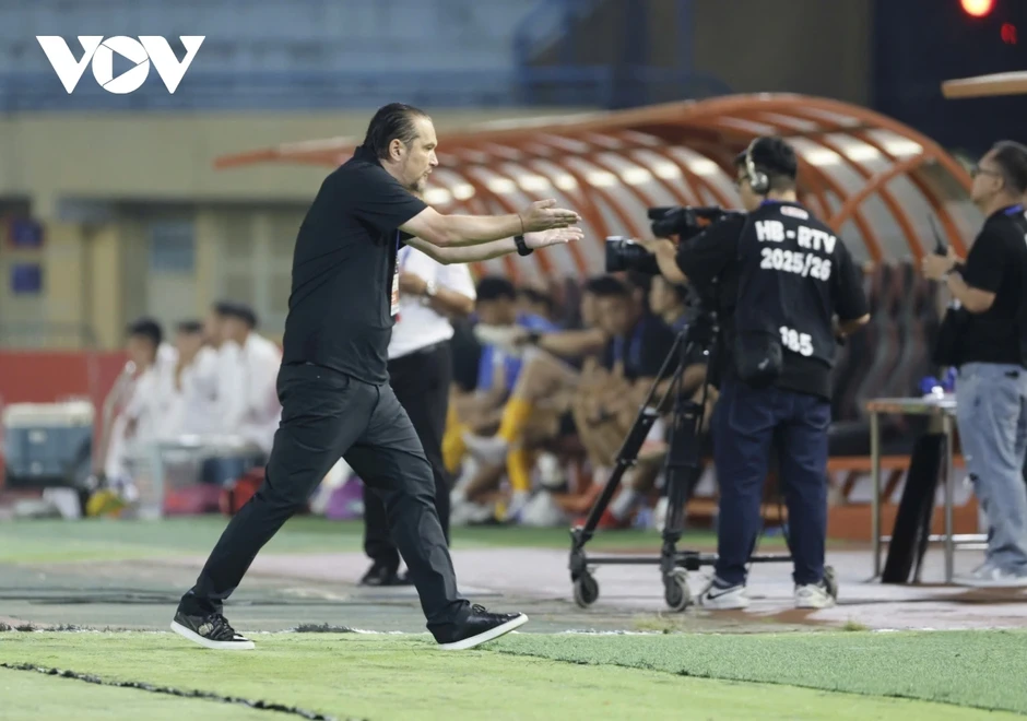 Trực tiếp Thể Công Viettel 0-0 Thanh Hóa: Hiệp 2 bắt đầu