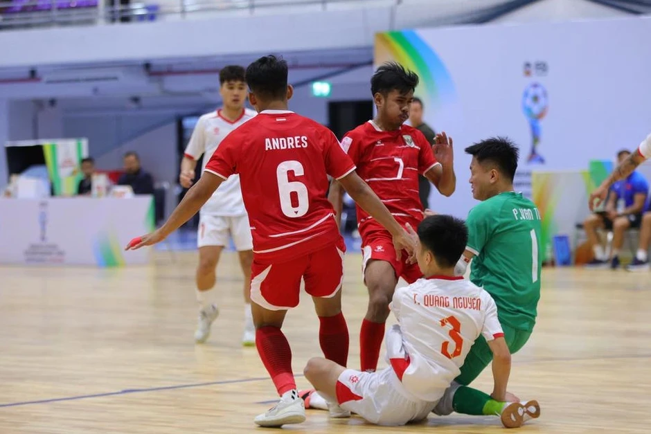 Tuyển futsal Việt Nam thua sát nút Indonesia, tan mộng vô địch Đông Nam Á Tuyển futsal Việt Nam thua sát nút Indonesia, tan mộng vô địch Đông Nam Á