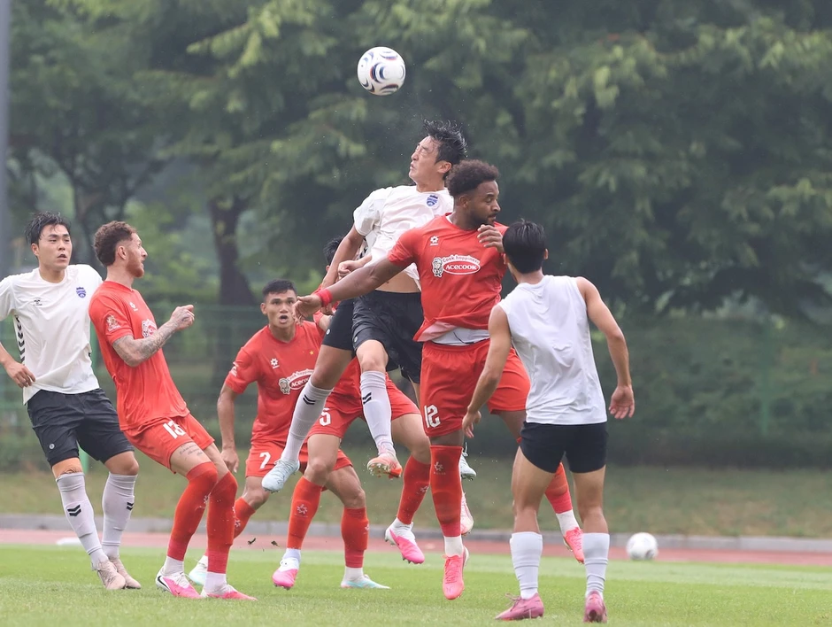 Tuyển Việt Nam gặp Gangwon FC: HLV Kim Sang Sik cần gì? Tuyển Việt Nam gặp Gangwon FC: HLV Kim Sang Sik cần gì?