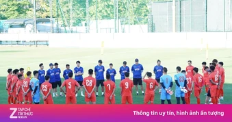 Tuyển Việt Nam không đủ quân số trong buổi tập đầu
