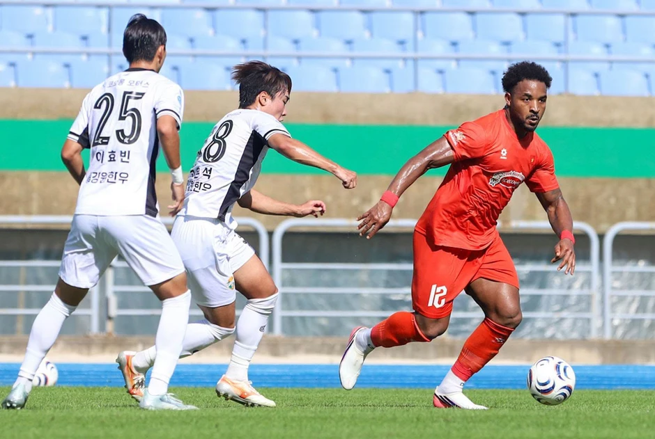 Tuyển Việt Nam lộ đội hình mạnh nhất trước ASEAN Cup 2026 Tuyển Việt Nam lộ đội hình mạnh nhất trước ASEAN Cup 2026