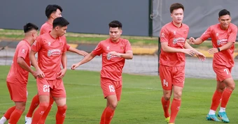 Tuyển Việt Nam luyện 'chiêu tủ', chờ đấu Myanmar trước ASEAN Cup