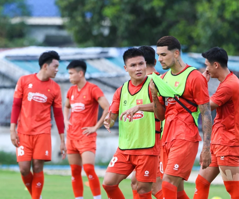 Tuyển Việt Nam mặc mẫu áo đặc biệt, dành riêng cho nhà vô địch ASEAN Cup Tuyển Việt Nam mặc mẫu áo đặc biệt, dành riêng cho nhà vô địch ASEAN Cup