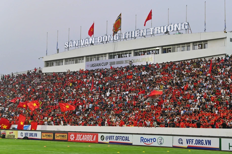 Tuyển Việt Nam vs Malaysia: Hoàng Hên, Xuân Son đá chính Tuyển Việt Nam vs Malaysia: Hoàng Hên, Xuân Son đá chính
