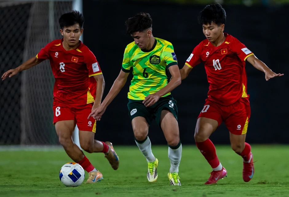 U17 Việt Nam dừng bước ở giải châu Á, HLV Cristiano Roland nói gì?