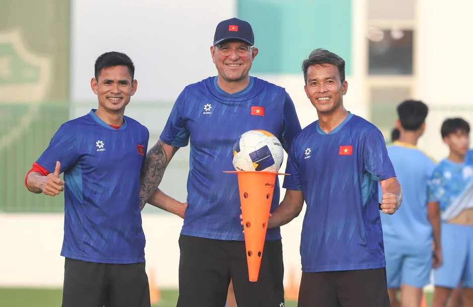 U17 Việt Nam hứng khởi chờ quyết đấu Australia, tranh vé bán kết U17 Việt Nam hứng khởi chờ quyết đấu Australia, tranh vé bán kết