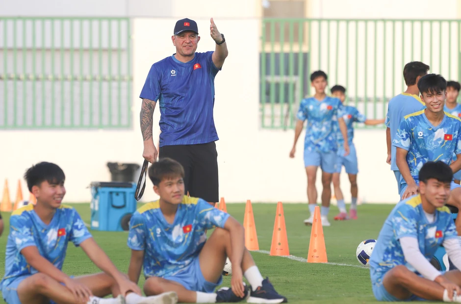 U17 Việt Nam hứng khởi chờ quyết đấu Australia, tranh vé bán kết U17 Việt Nam hứng khởi chờ quyết đấu Australia, tranh vé bán kết