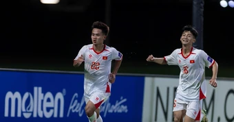 U17 Việt Nam ra quân thuận lợi ở giải châu Á:Vừa hay vừa... tiếc