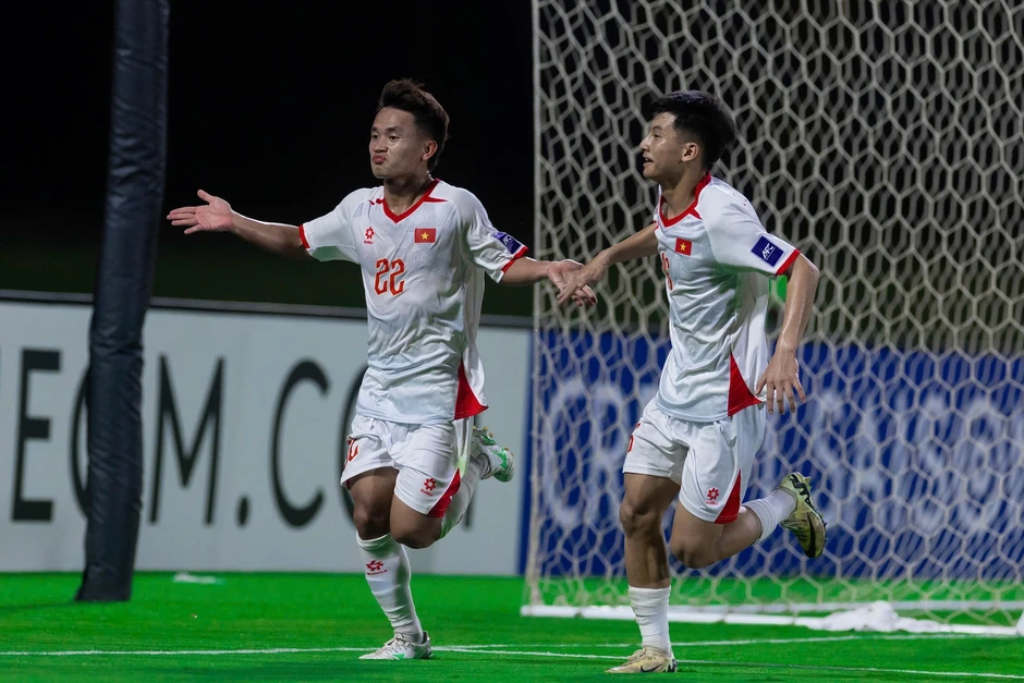 U17 Việt Nam ra quân thuận lợi ở giải châu Á:Vừa hay vừa... tiếc U17 Việt Nam ra quân thuận lợi ở giải châu Á:Vừa hay vừa... tiếc