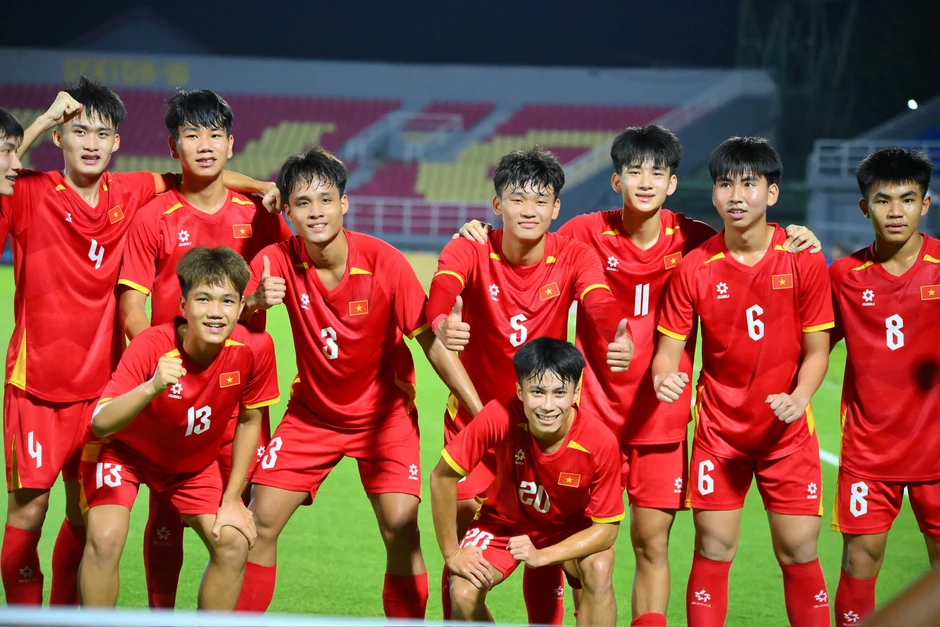 U17 Việt Nam tập xuyên ngày lễ, chuẩn bị đấu giải châu Á U17 Việt Nam tập xuyên ngày lễ, chuẩn bị đấu giải châu Á