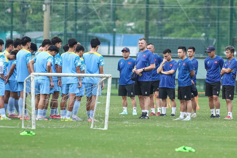 U17 Việt Nam tập xuyên ngày lễ, chuẩn bị đấu giải châu Á U17 Việt Nam tập xuyên ngày lễ, chuẩn bị đấu giải châu Á