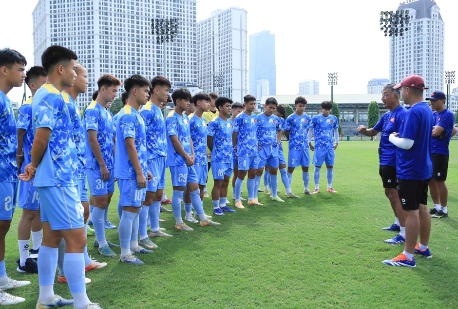U19 Việt Nam đối mặt thử thách, chốt cầu thủ từ châu Âu cho giải Đông Nam Á U19 Việt Nam đối mặt thử thách, chốt cầu thủ từ châu Âu cho giải Đông Nam Á