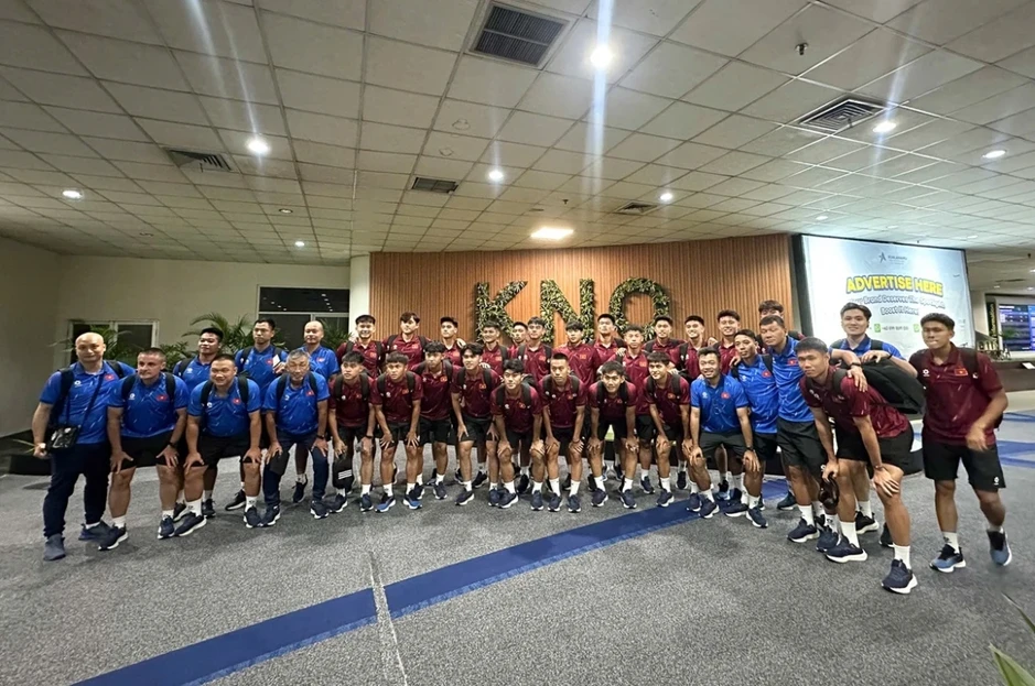 U19 Việt Nam "choáng ngợp" khi đến Indonesia dự giải U19 Đông Nam Á U19 Việt Nam "choáng ngợp" khi đến Indonesia dự giải U19 Đông Nam Á