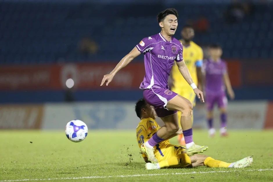 V-League 2025/2026 còn 5 đội đua trụ hạng trước vòng áp chót
