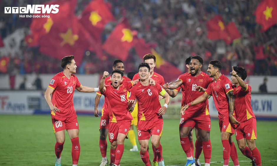 Xuân Son bùng nổ bên Hoàng Hên, HLV Malaysia cũng phải công nhận quá hay