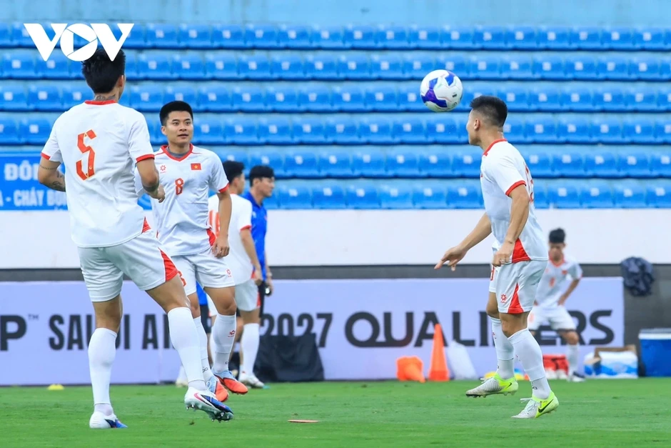 Xuân Son, Hoàng Hên cùng ĐT Việt Nam hoàn tất buổi tập cuối trước khi đấu Malaysia