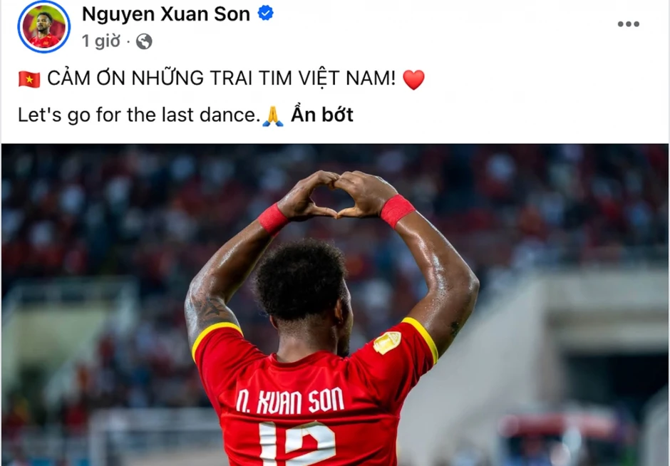 Xuân Son tri ân người hâm mộ sau trận thắng ĐT Thái Lan Xuân Son tri ân người hâm mộ sau trận thắng ĐT Thái Lan