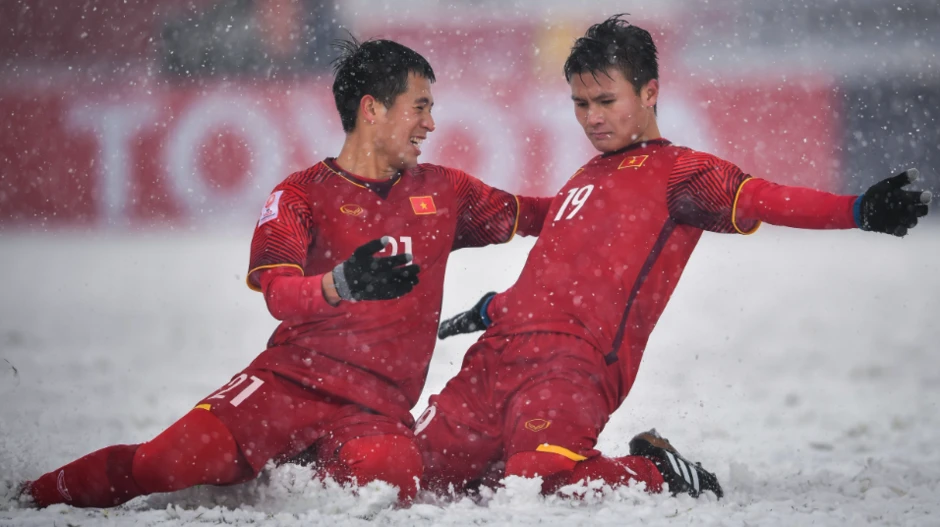 AFC đặt Quang Hải cạnh Son Heung-min và loạt ngôi sao châu Á AFC đặt Quang Hải cạnh Son Heung-min và loạt ngôi sao châu Á