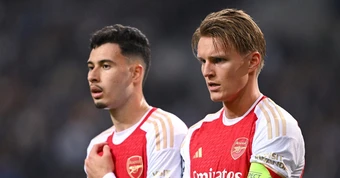 Arsenal bất ngờ thanh lý hàng loạt cầu thủ