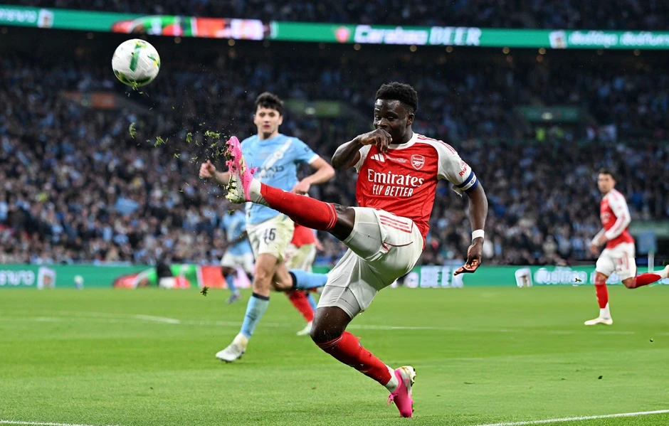 Arsenal lao dốc, Man City bứt tốc: Ngôi vương Ngoại hạng Anh đổi chủ? Arsenal lao dốc, Man City bứt tốc: Ngôi vương Ngoại hạng Anh đổi chủ?