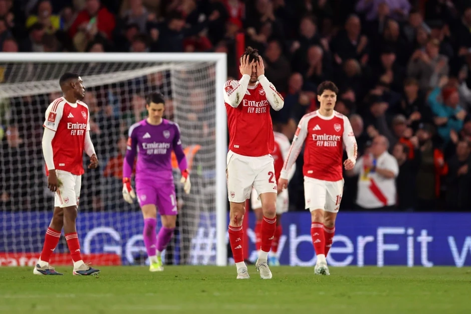 Arsenal nguy cơ trắng tay danh hiệu, HLV Mikel Arteta nói điều bất ngờ Arsenal nguy cơ trắng tay danh hiệu, HLV Mikel Arteta nói điều bất ngờ