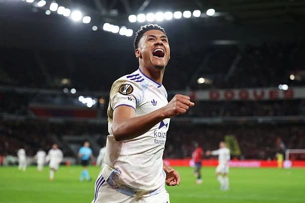 Aston Villa thắng Lille, Nottingham thua tại sân nhà ở Europa League