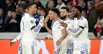 Aston Villa thắng Lille, Nottingham thua tại sân nhà ở Europa League