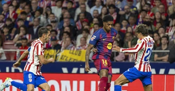 Atletico thắng Barca, Simeone bênh học trò chơi bóng rổ