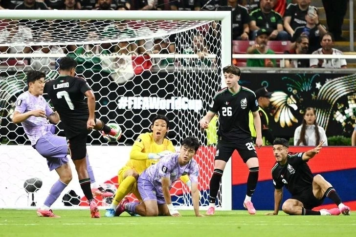Báo Hàn Quốc bình luận sau trận thua nghiệt ngã của đội nhà trước Mexico Báo Hàn Quốc bình luận sau trận thua nghiệt ngã của đội nhà trước Mexico