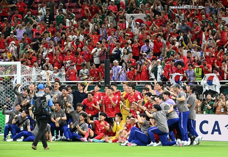 Báo Hàn Quốc ca ngợi đội nhà sau chiến thắng trước CH Séc ở World Cup Báo Hàn Quốc ca ngợi đội nhà sau chiến thắng trước CH Séc ở World Cup
