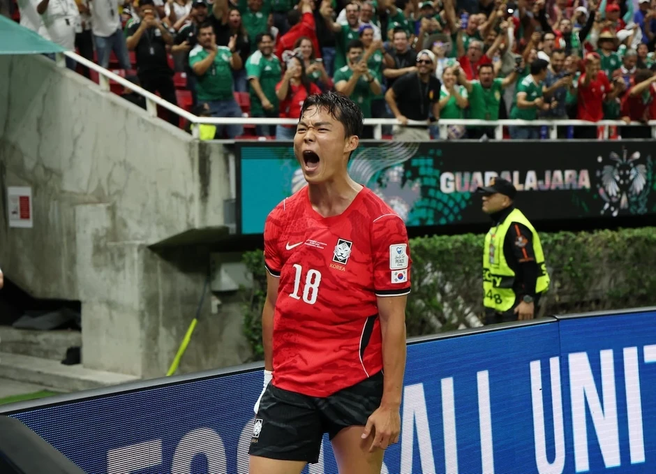 Báo Hàn Quốc ca ngợi đội nhà sau chiến thắng trước CH Séc ở World Cup Báo Hàn Quốc ca ngợi đội nhà sau chiến thắng trước CH Séc ở World Cup