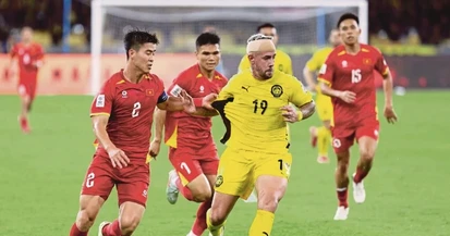 Báo Malaysia chỉ trích sai lầm nhập tịch của đội nhà: Án phạt đáng đời!