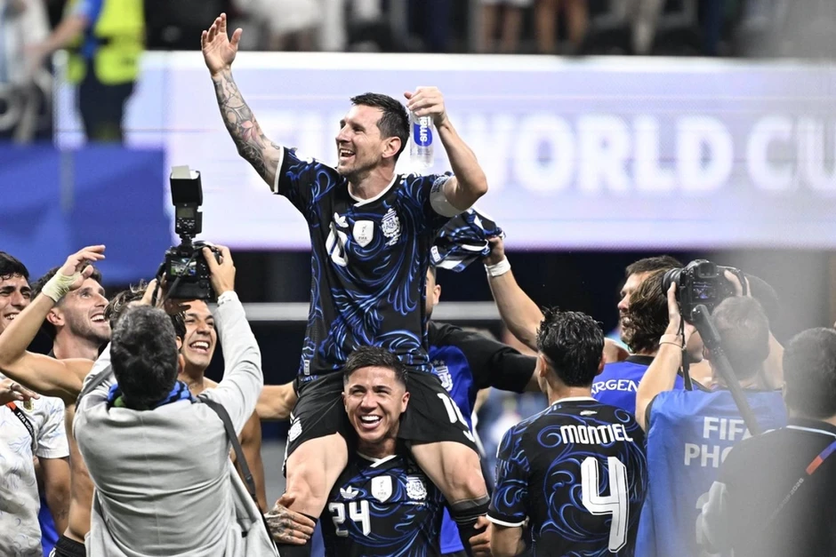 Báo Pháp kỳ vọng Mbappe sẽ giành Quả Bóng Vàng 2026 - Báo TinVina