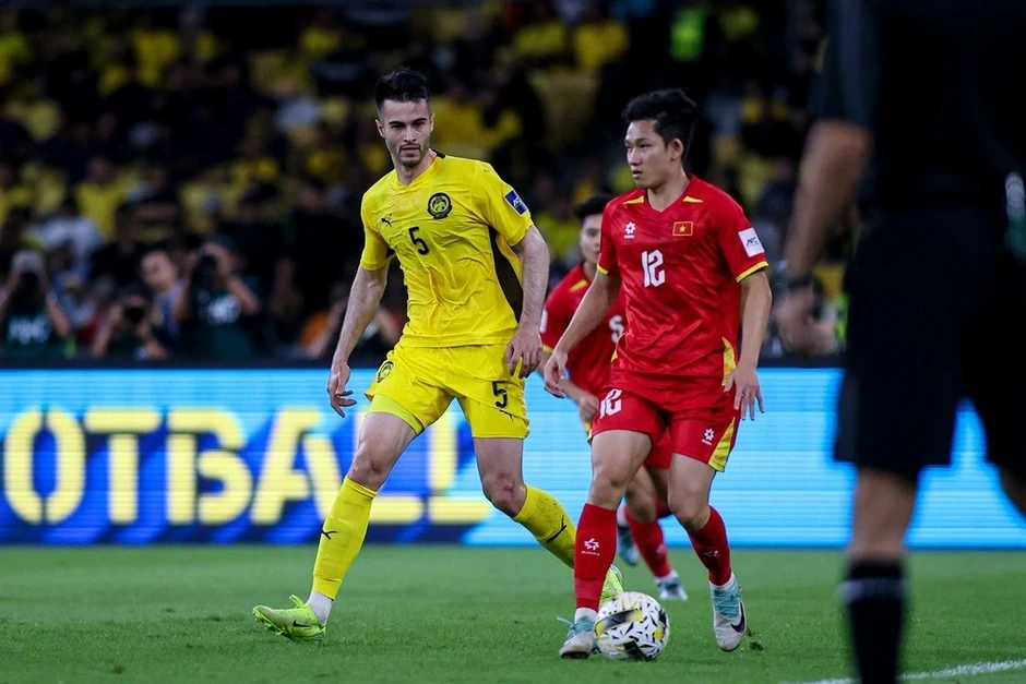 Báo Trung Quốc bình luận khi tuyển Việt Nam sớm giành vé dự Asian Cup Báo Trung Quốc bình luận khi tuyển Việt Nam sớm giành vé dự Asian Cup