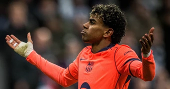 Barca thoát thua ở địa ngục Newcastle: Ánh sáng Lamine Yamal
