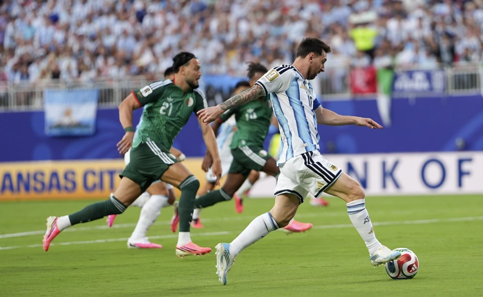 Bí quyết tạo nên khác biệt trong lối chơi của siêu sao đội tuyển Argentina Lionel Messi