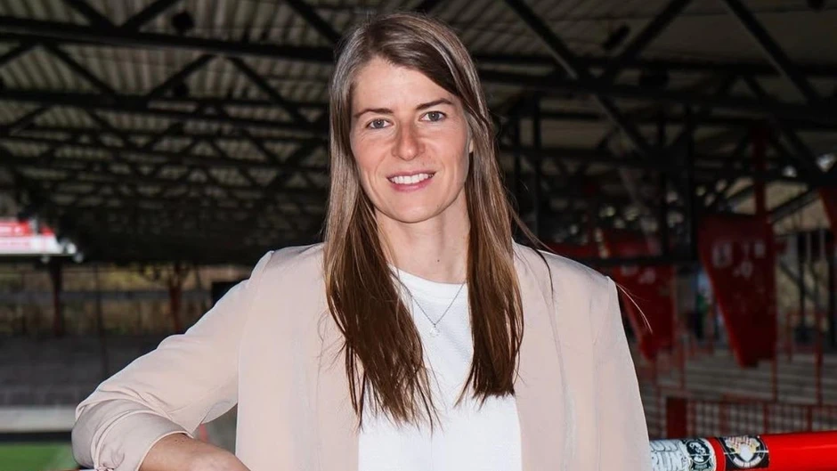 Bổ nhiệm HLV nữ, đội bóng Bundesliga tạo lịch sử tại bóng đá châu Âu Bổ nhiệm HLV nữ, đội bóng Bundesliga tạo lịch sử tại bóng đá châu Âu