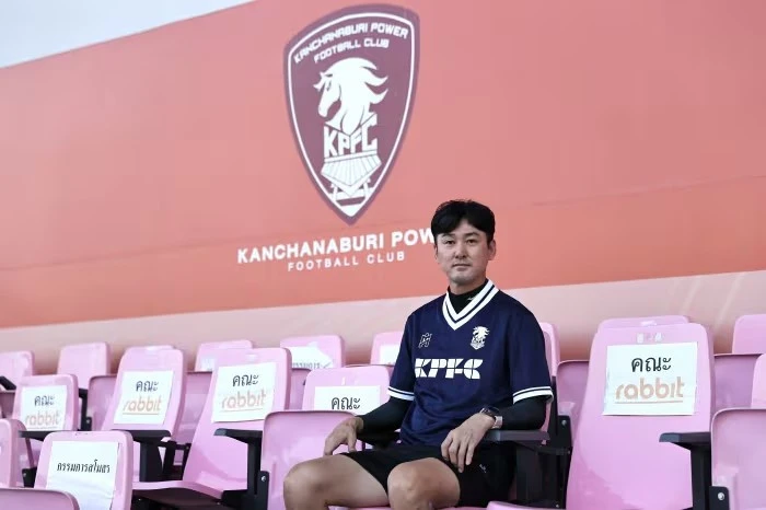 Bổ nhiệm trợ lý HLV Kim Sang-sik, CLB Thái Lan hy vọng thừa hưởng lối chơi của đội tuyển Việt Nam Bổ nhiệm trợ lý HLV Kim Sang-sik, CLB Thái Lan hy vọng thừa hưởng lối chơi của đội tuyển Việt Nam