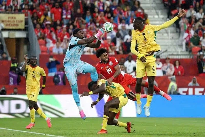 Bùng nổ phút bù giờ, Ghana thắng trận mở màn World Cup sau 16 năm Bùng nổ phút bù giờ, Ghana thắng trận mở màn World Cup sau 16 năm