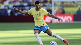 Casemiro gia nhập Inter Miami, làm đồng đội Messi