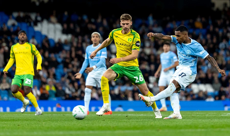 Cầu thủ 17 tuổi rực sáng, Man City đại thắng '5 sao' Cầu thủ 17 tuổi rực sáng, Man City đại thắng '5 sao'